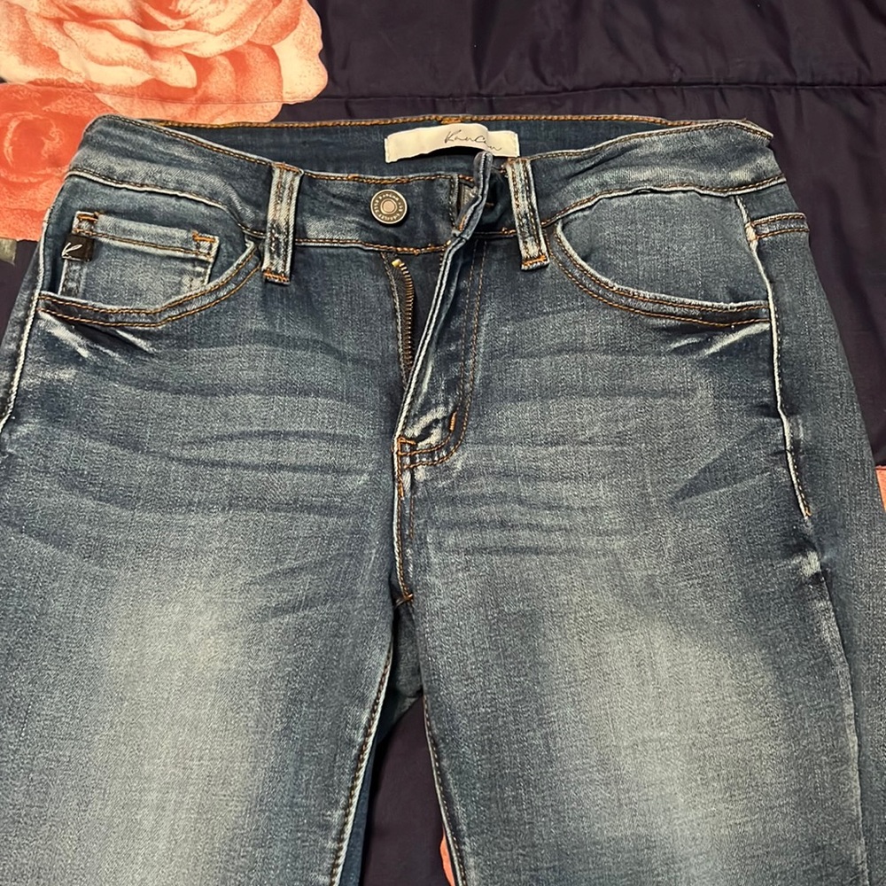 Dark wash jeans 👖